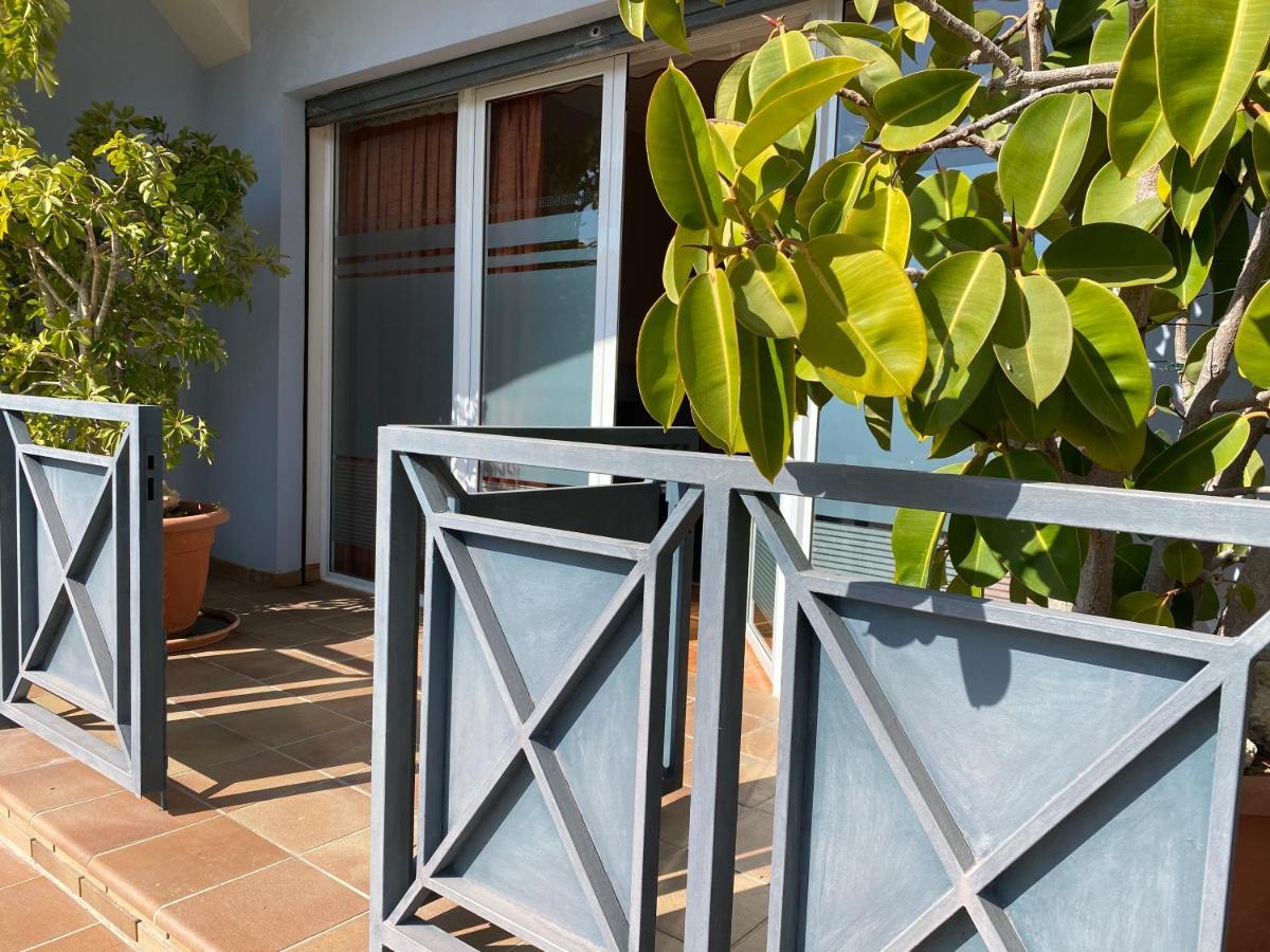 House On The Beach Calafell Luaran gambar