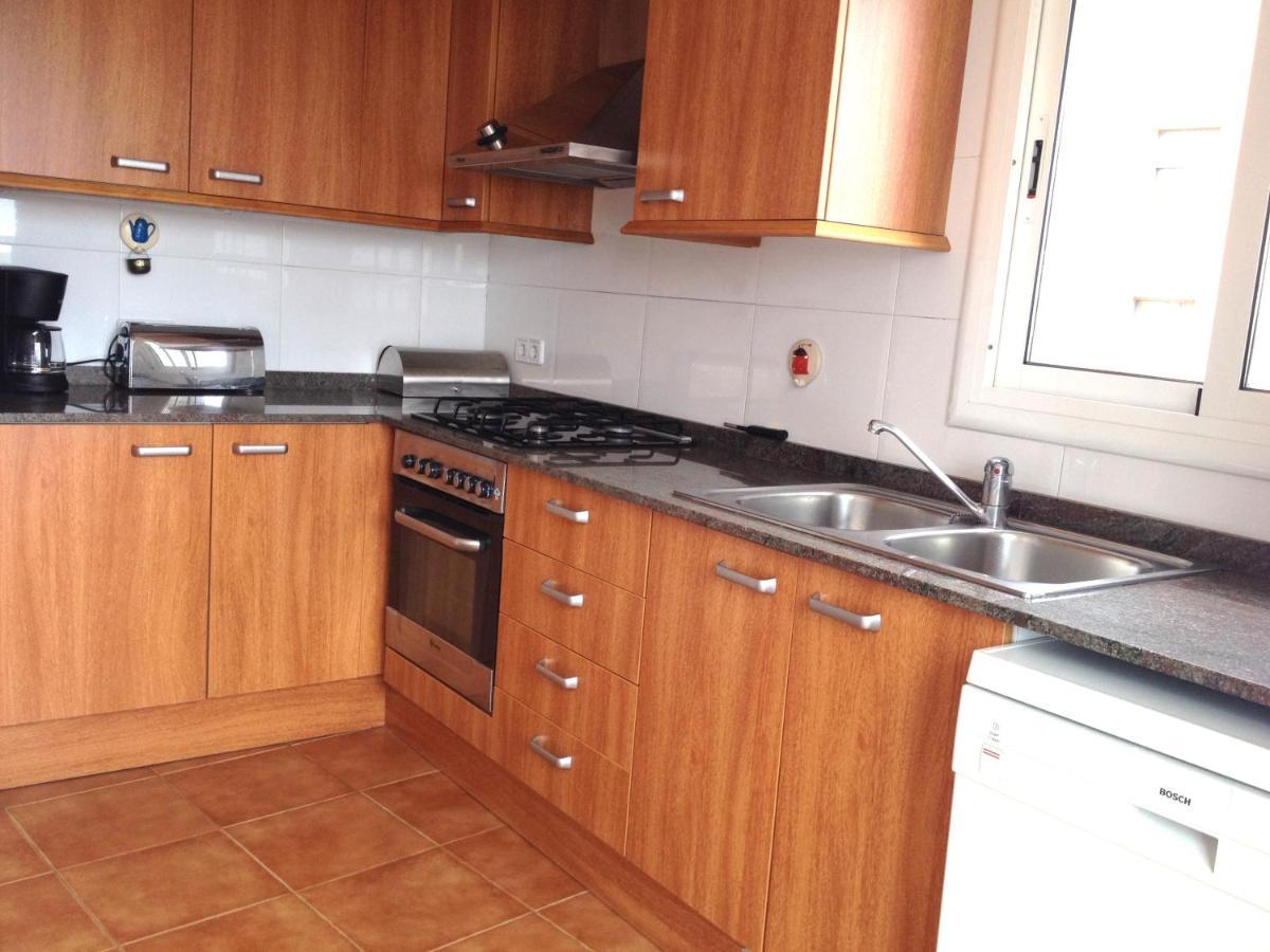 House On The Beach Calafell Luaran gambar