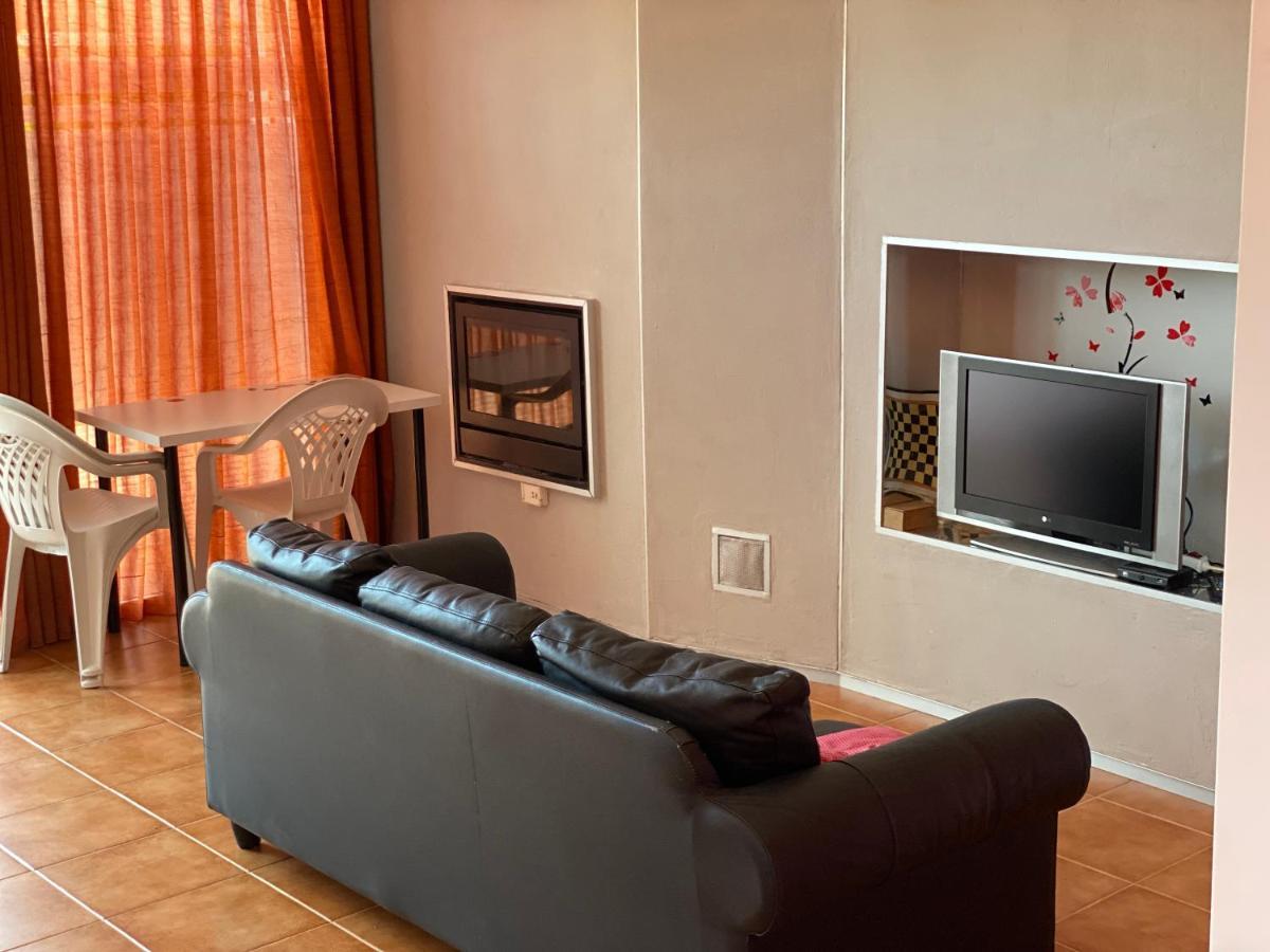 House On The Beach Calafell Luaran gambar
