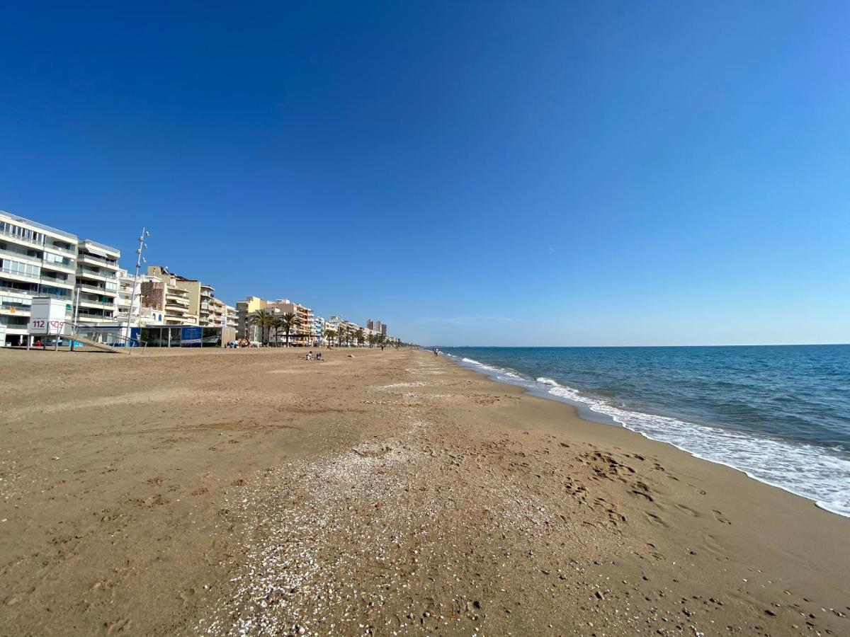 House On The Beach Calafell Luaran gambar