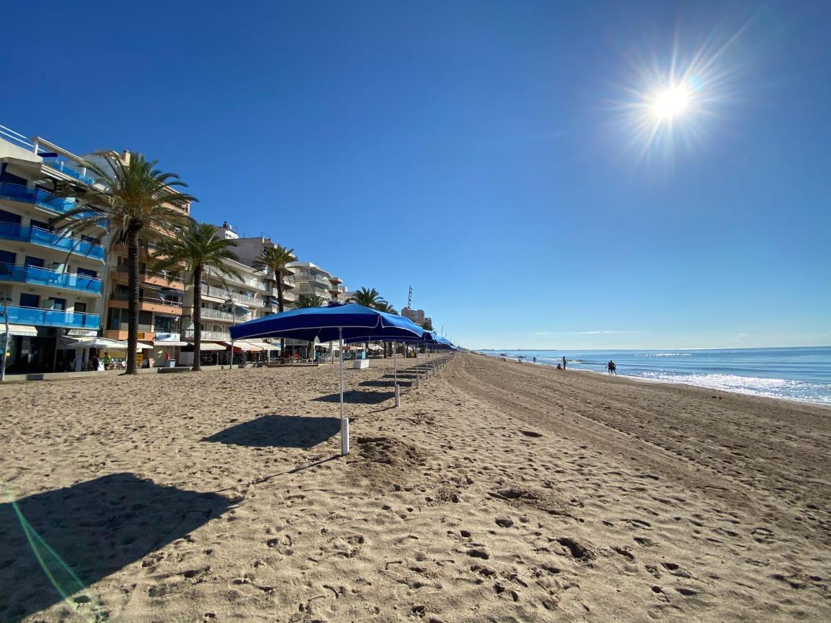 House On The Beach Calafell Luaran gambar