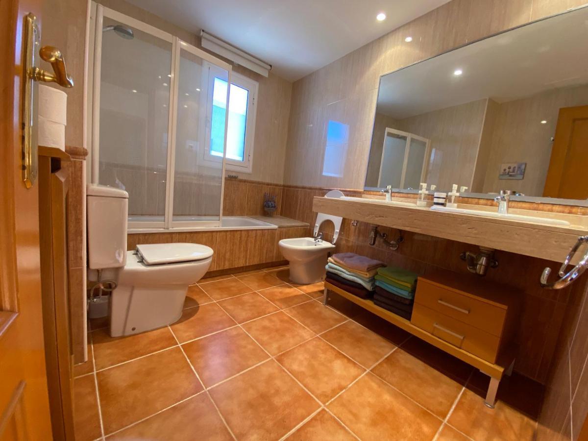 House On The Beach Calafell Luaran gambar
